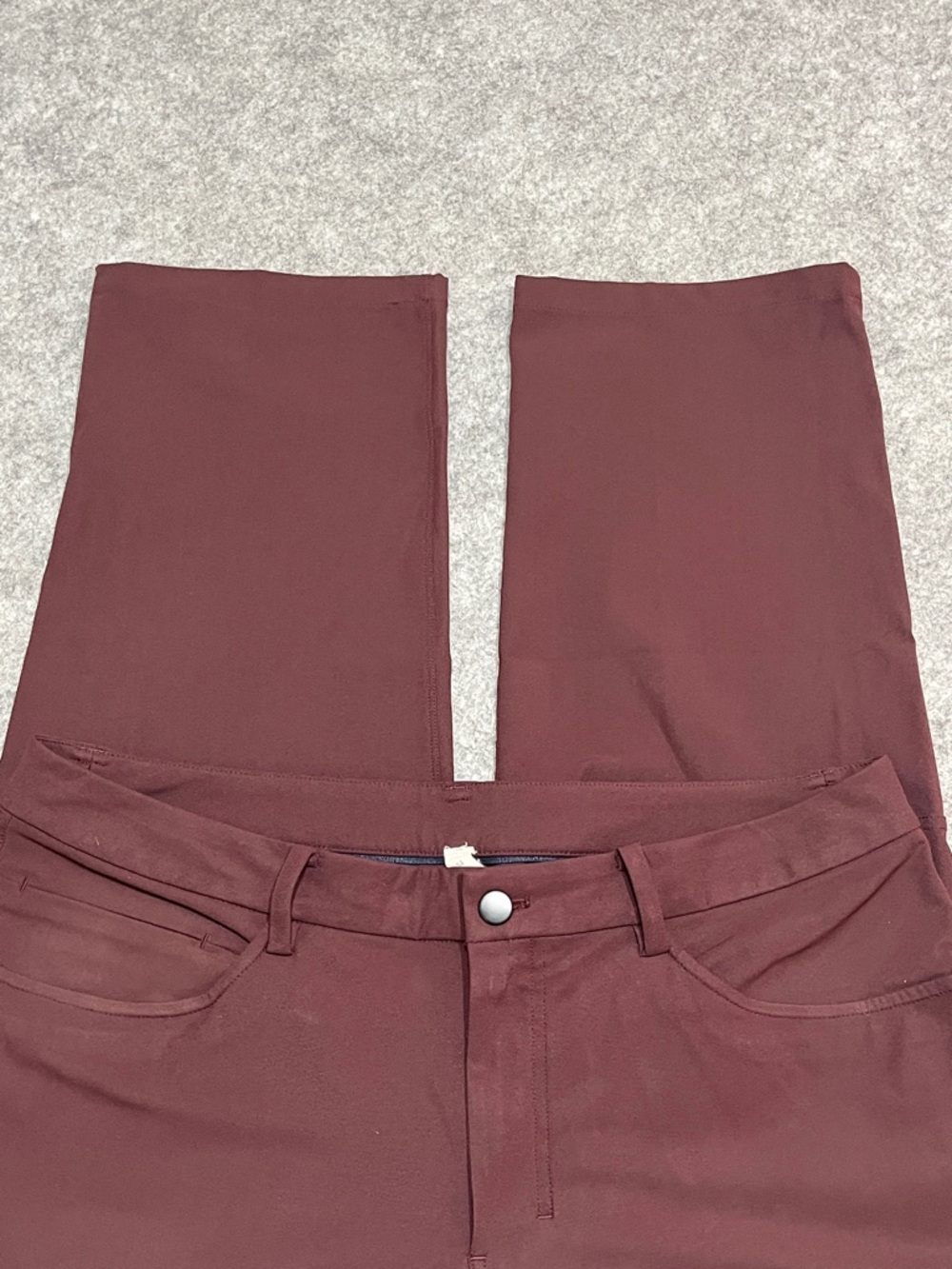 lululemon athletica Men's Maroon Chinos - Picture 2 of 8